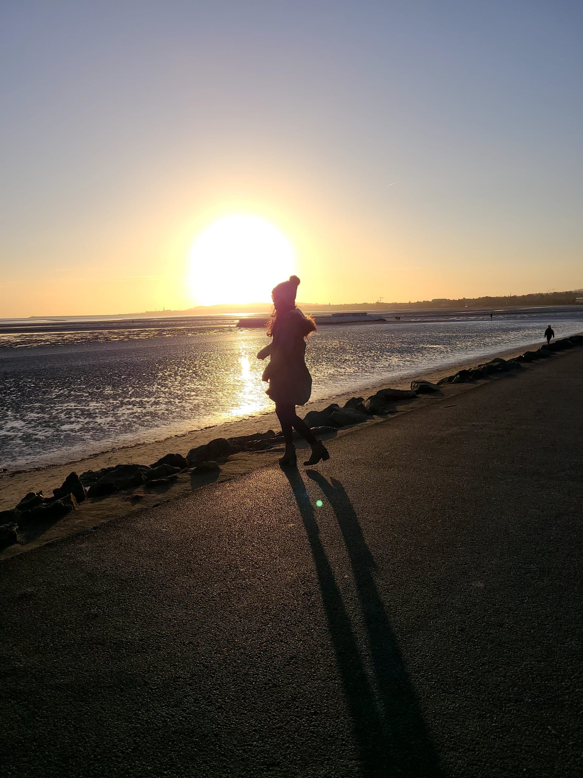 Escaping the self-made blackhole